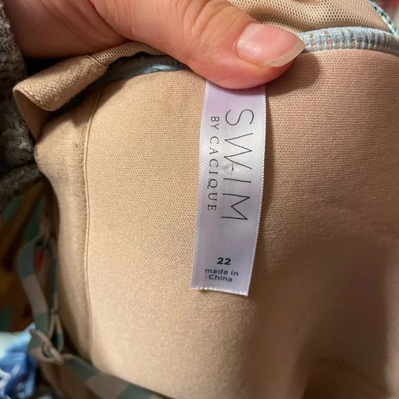 CACIQUE FLORAL BATHING SUIT TOP - Picture 4 of 4